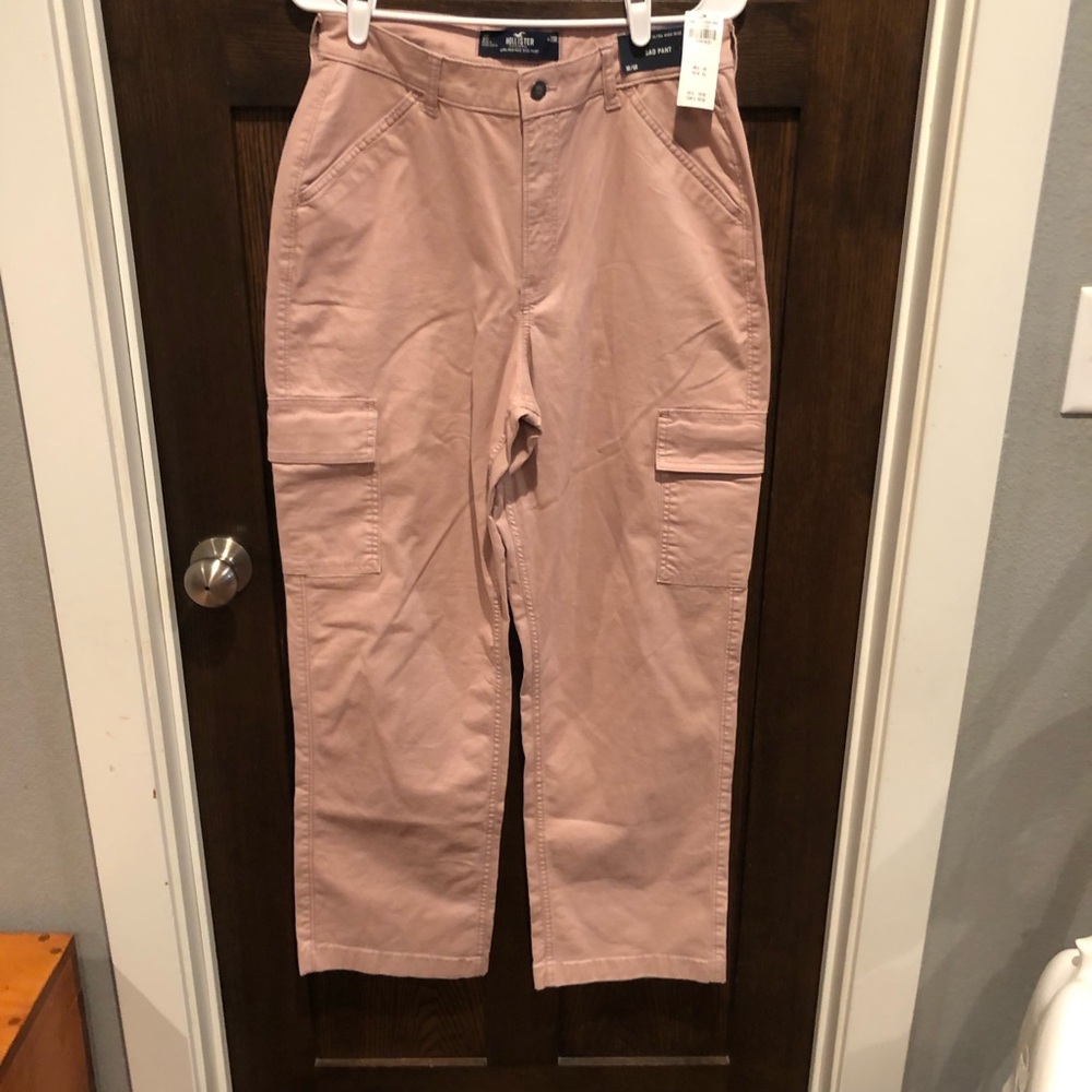 Hollister Dad Pants Size 9R/29R  Dusty Pink ultra High Rise Utility Stretch